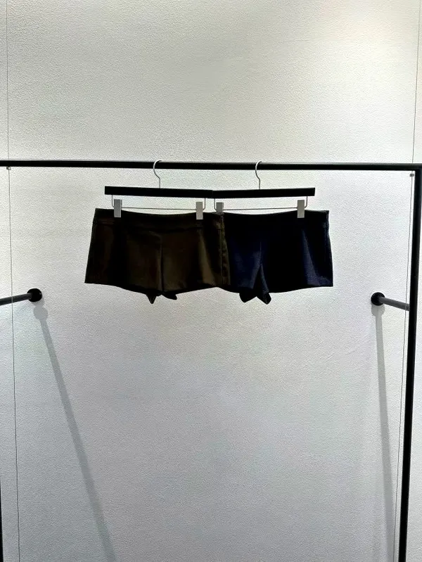 Stylish Versatile Women's Shorts, Comfortable and Breathable, A Summer Essential