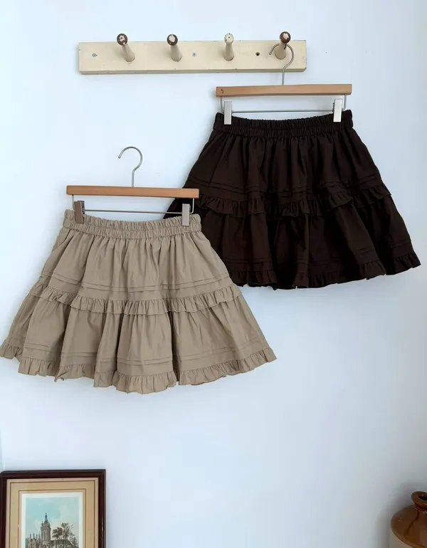 Stylish Versatile Women's Dress Skirt, Lightweight and Comfortable for an Elegant Look