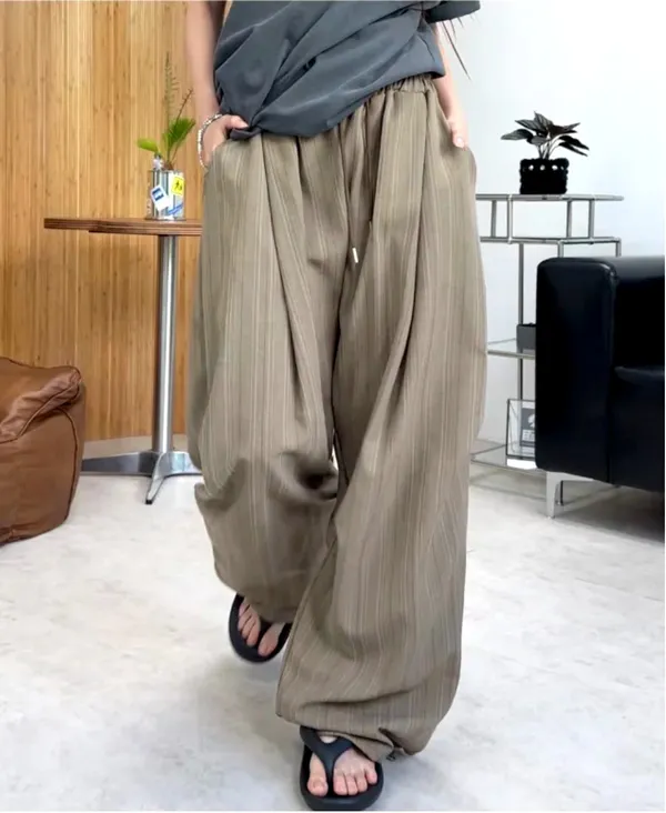 Stylish Men's Loose Striped Pants for a Comfortable Casual Look