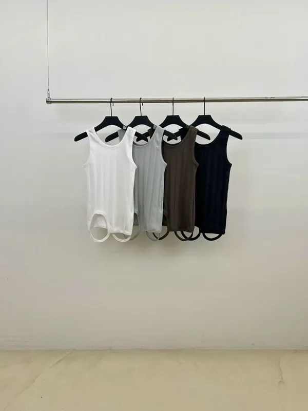 Stylish Sleeveless Slim Fit Tank Top, Comfortable and Breathable for Summer Wear