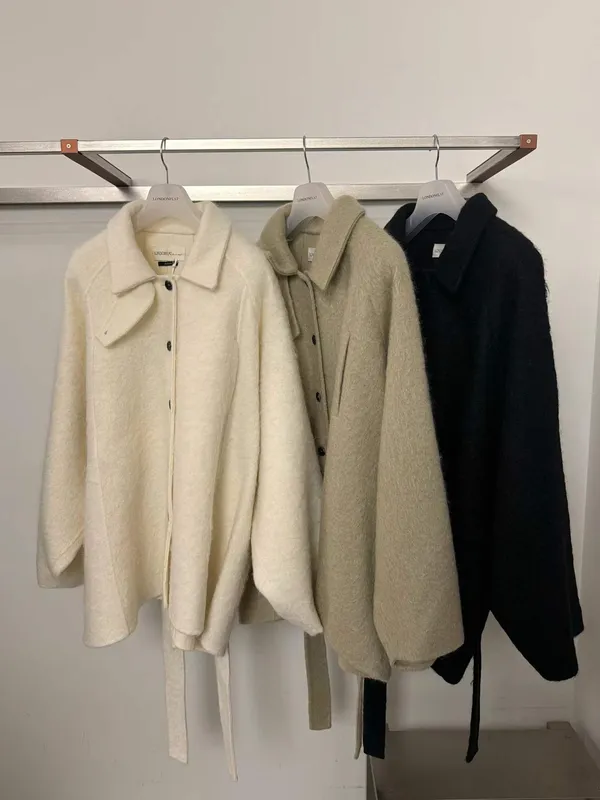 เสื้อโค้ทผู้หญิงแฟชั่น - สบายและอบอุ่นสำหรับฤดูใบไม้ร่วงและฤดูหนาว