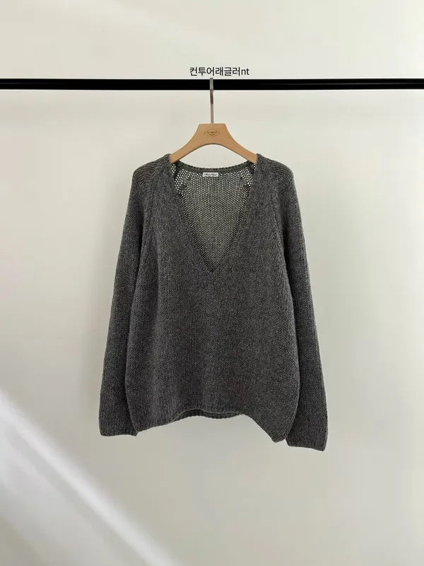 Elegant Gray V-Neck Sweater, Comfortable and Stylish
