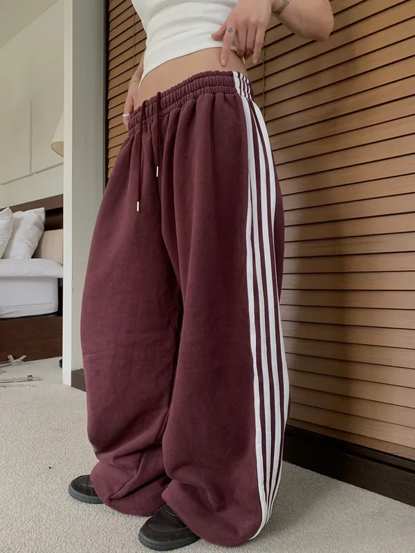 Trendy Loose-Fit Sports Pants for Ultimate Comfort