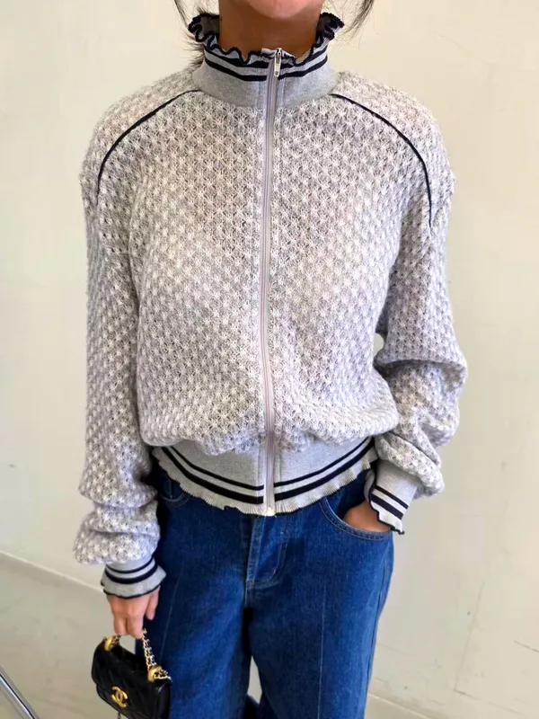Stylish Women's Jacket with Comfortable Breathable Design