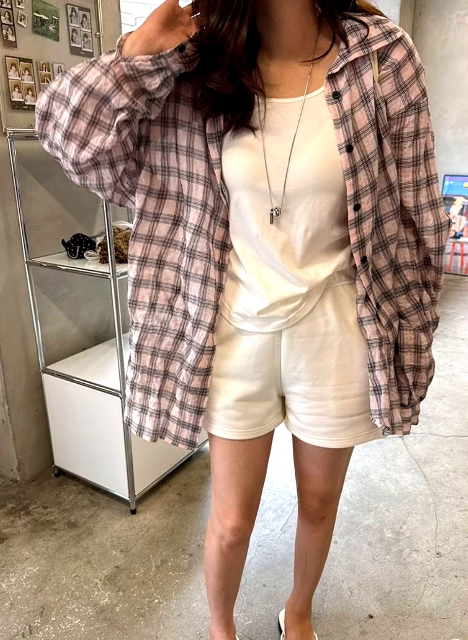 Stylish Plaid Women's Top, Effortlessly Match Casual Looks