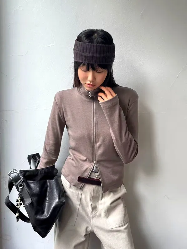Stylish Slim Fit Zipper Women's Top, Comfortable and Versatile