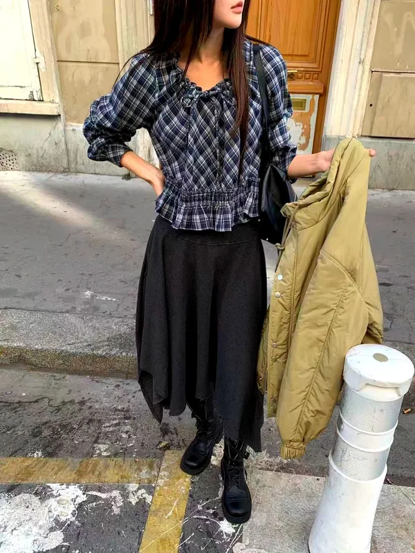 Stylish Plaid Shirt to Showcase Your Elegant Aura