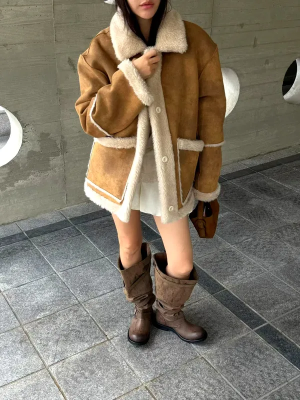 Stylish Women's Jacket, A Must-Have for Warmth and Comfort This Fall and Winter