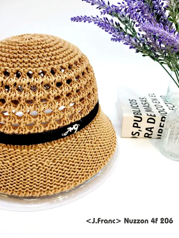Stylish Woven Women's Hat - A Summer Essential