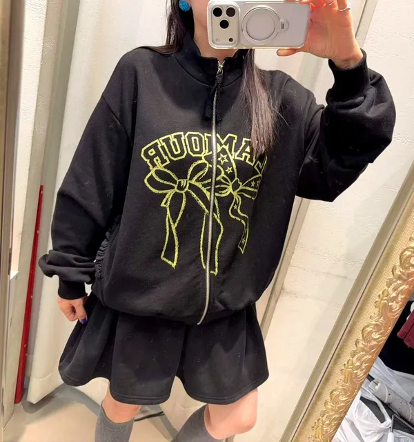時尚休閒女裝外套夾克，舒適百搭，適合春秋