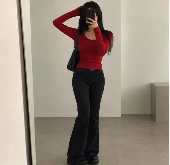 Stylish Slim-Fit Red Long Sleeve T-Shirt - Showcase Your Elegant Charm