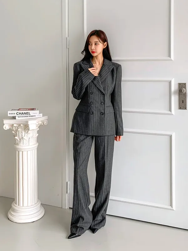 Stylish Striped Women's Pants, Elegant Slim Fit Design - New Arrival