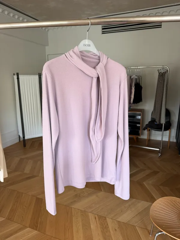 Elegant long-sleeved top, soft pink, comfortable fabric