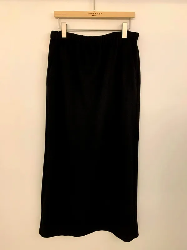Elegant and Comfortable Black Maxi Dress for Women