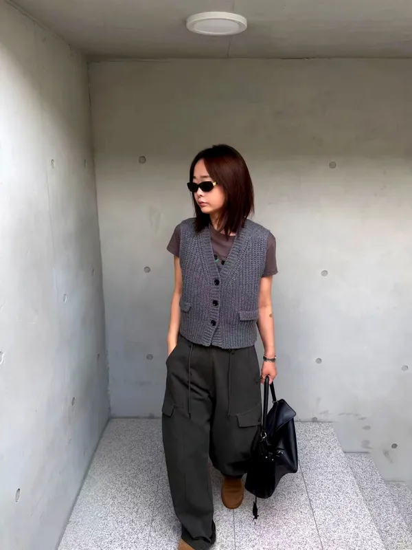 Stylish Women's Vest Jacket with Elegant Slim Fit Design