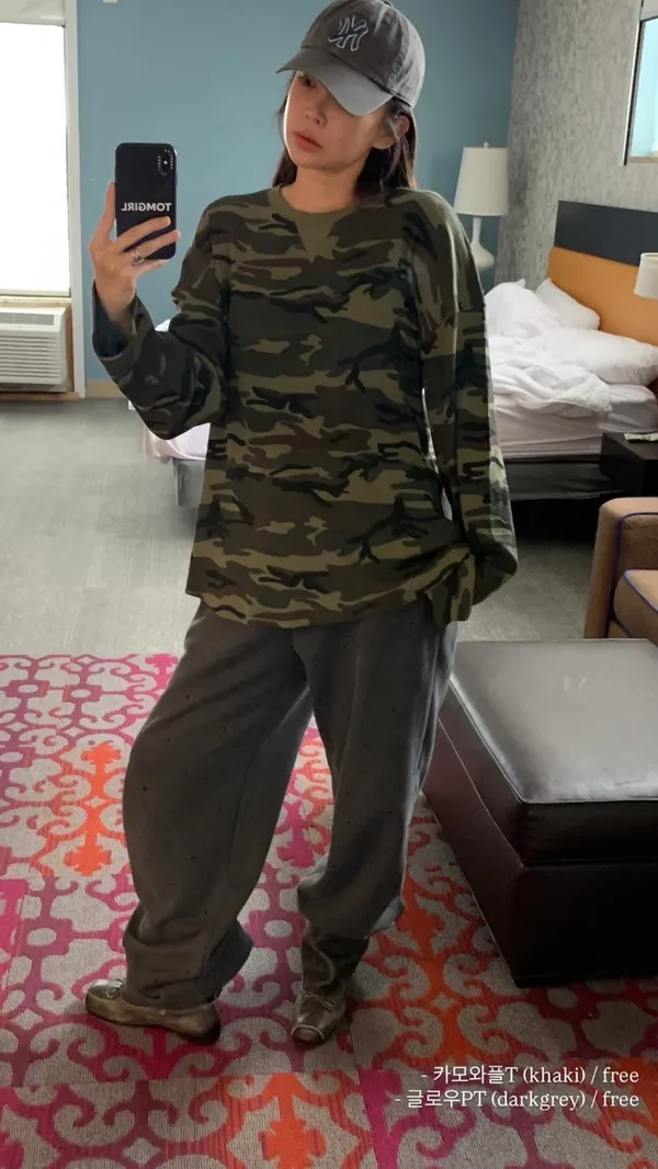Fashionable Camouflage Long Sleeve Top - Comfortable Casual Style T-shirt