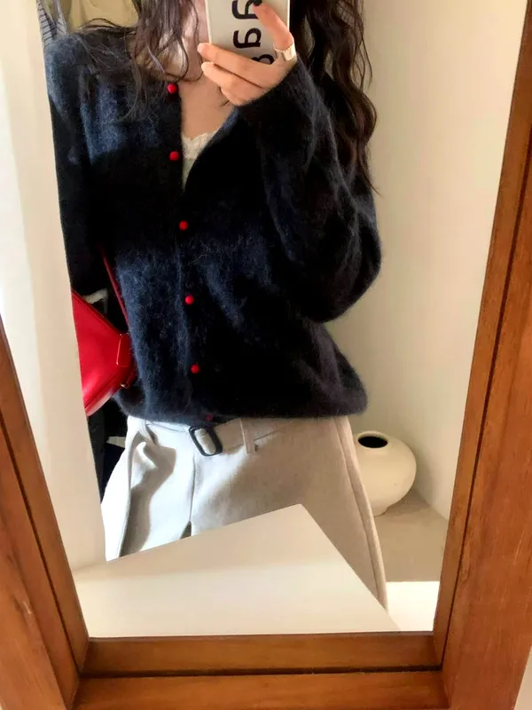 Fashionable Versatile Women's Cardigan, Soft and Comfortable for Spring and Autumn