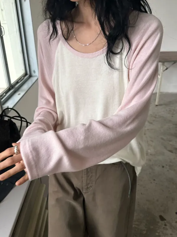 Stylish and Minimalist Women's T-Shirt, Comfortable Casual Wear