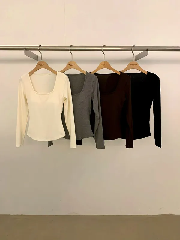 Minimalist Comfortable Long Sleeve Top for Women - Perfect for Any Occasion