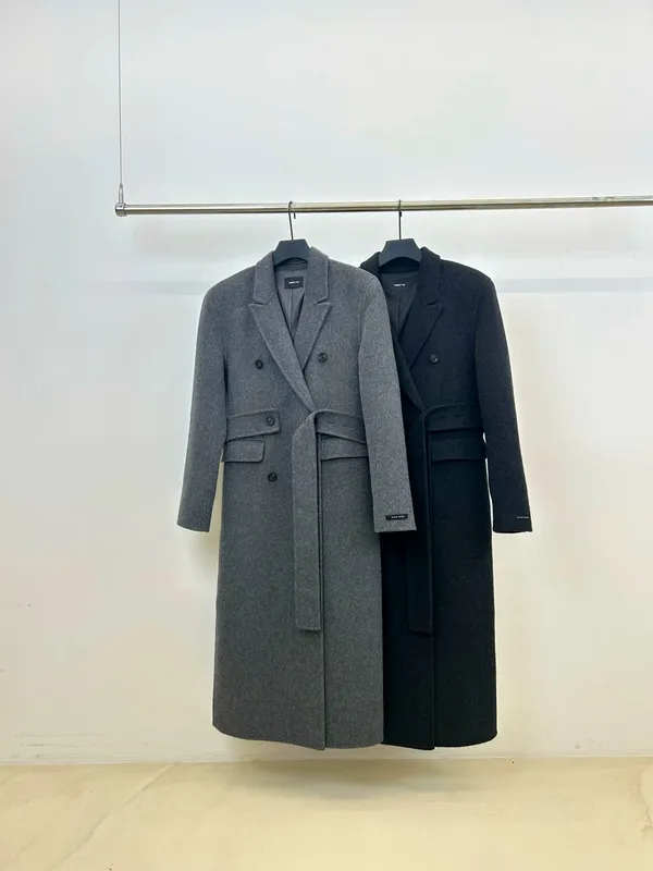 Stylish Reversible Wool Coat, A Must-Have for Elegant Charm
