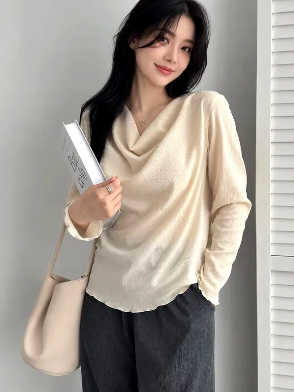 優雅氣質女裝上衣 T恤，輕薄舒適，完美搭配