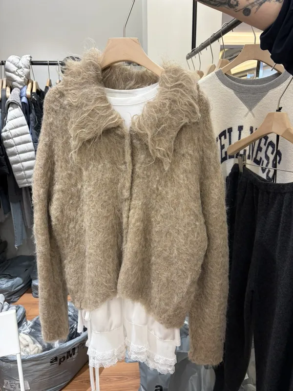 Soft Plush Coat, Warm and Comfortable