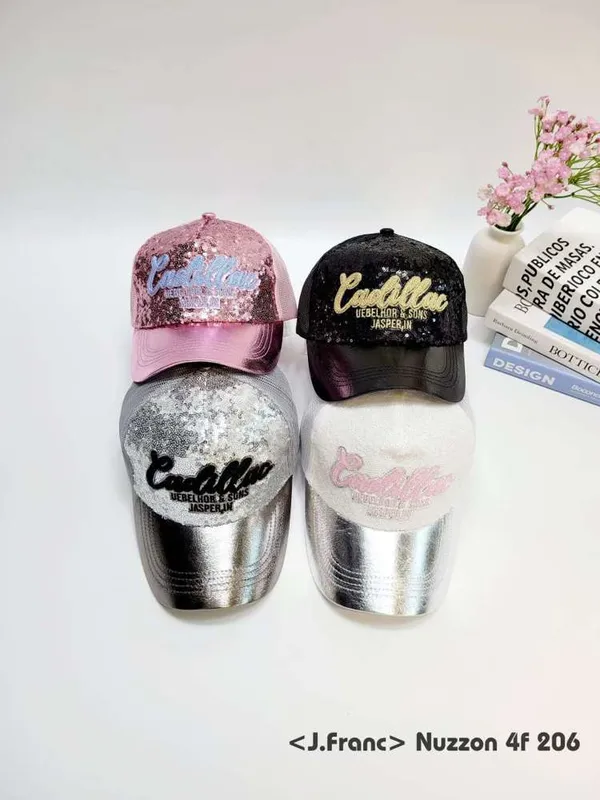 Shiny Sequin Baseball Cap - Fashionable and Versatile