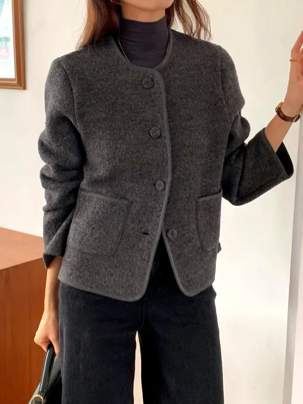 Stylish and Minimalist Women's Jacket, Elegant Gray, Comfortable and Versatile