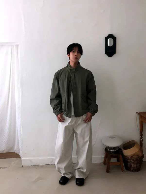 Stylish Men's Casual Top - Comfortable and Versatile