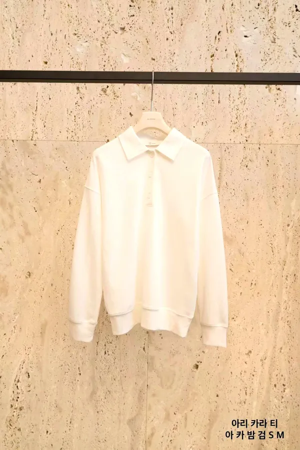 Stylish and Comfortable Women's T-Shirt, Perfect for Everyday Wear