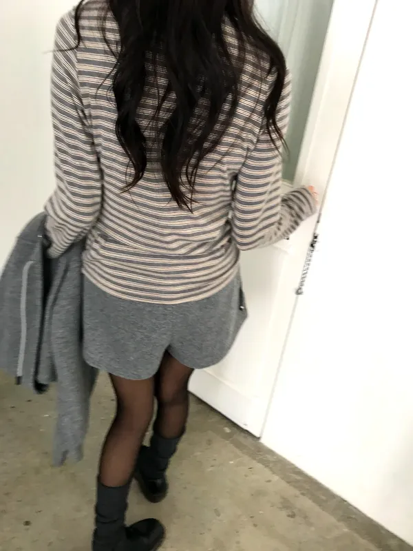 Stylish Striped Long Sleeve T-Shirt - Comfortable and Versatile