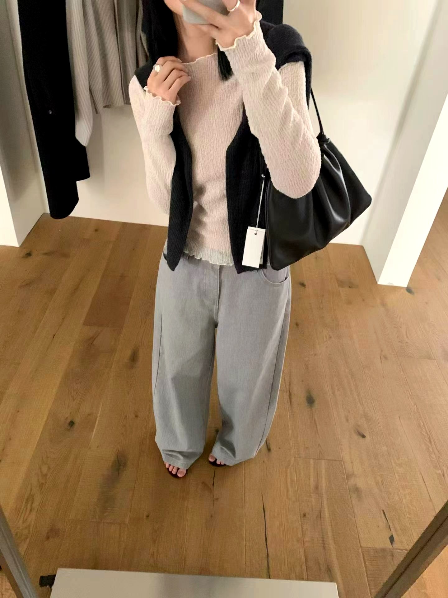 스타일리시한 여성용 티셔츠, 편안하고 다재다능한 봄가을 패션
