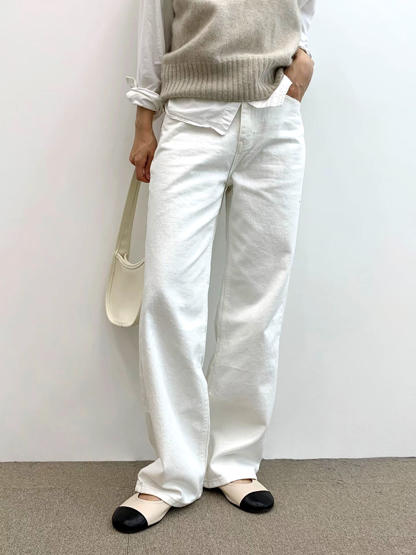 스타일리시한 다용도 화이트 여성 바지 - 편안한 캐주얼 룩 no. 3009