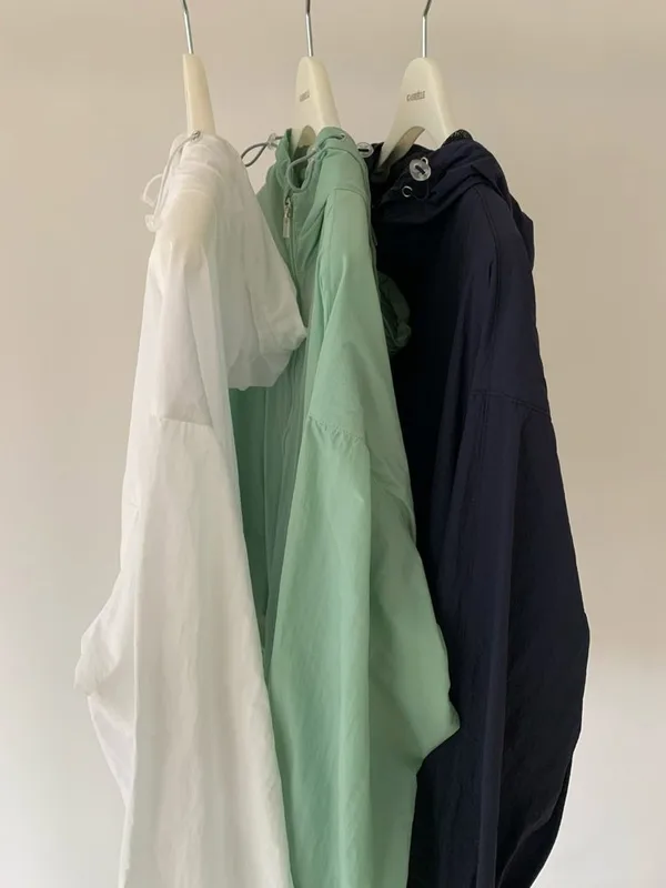 Lightweight and Breathable Trench Coat for Spring and Autumn