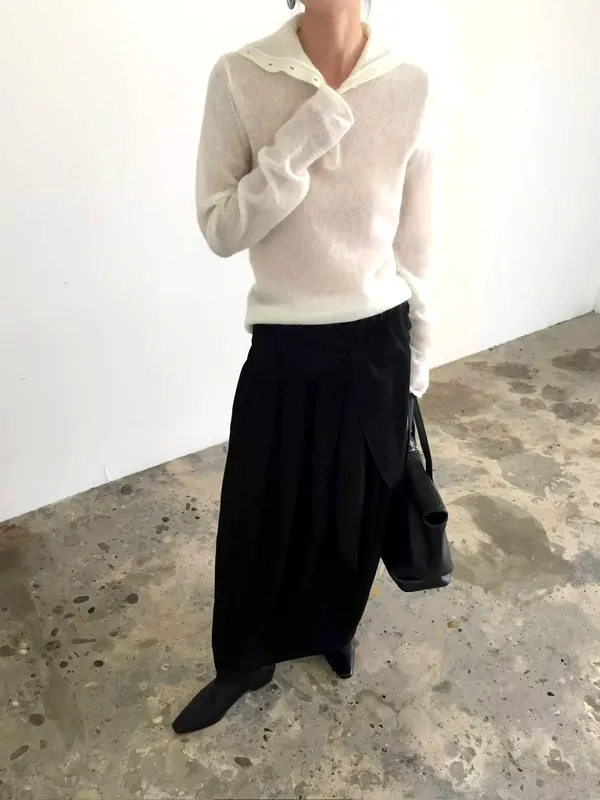 Elegant and Minimalist Knitted Shirt, Comfortable and Versatile