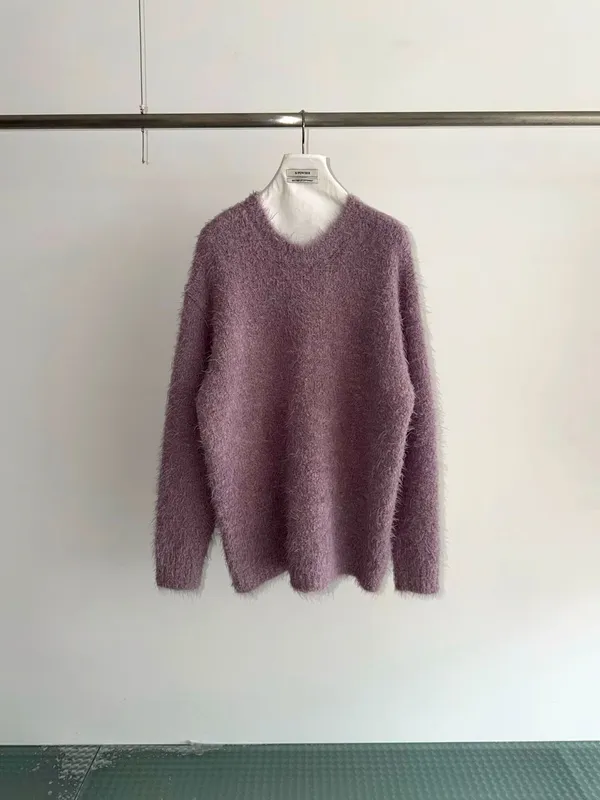 Soft and Comfortable Sweater to Warm Your Every Day