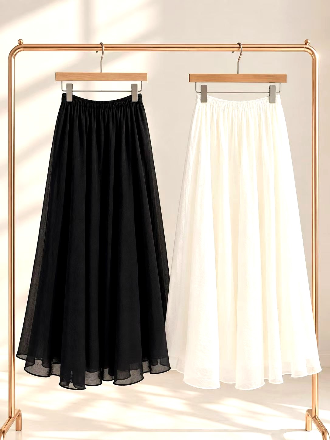 ์ฐ์ํ๊ณ ํ๋ฅด๋ ์ฌ์ฑ์ฉ ๋ฏธ๋ ์ค์ปคํธ, ๊ฐ๋ณ๊ณ ํต๊ธฐ์ฑ์ด ๋ฐ์ด๋๋ฉฐ ์๋ฒฝํ ๋งค์น