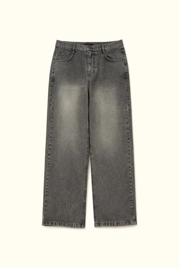 Stylish Men's Gray Jeans - Comfortable and Versatile