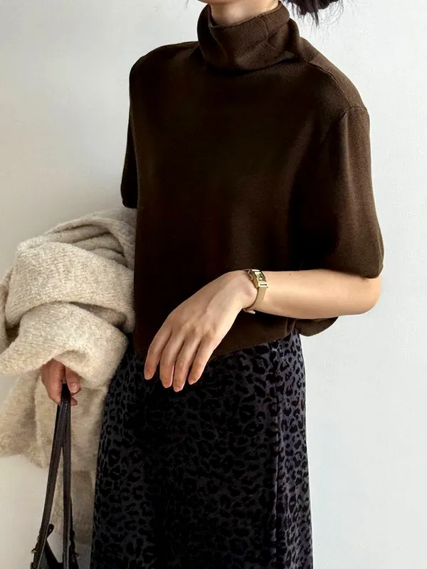 Elegant High Neck Short Sleeve T-Shirt, Comfortable and Versatile