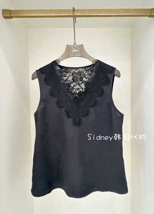 Elegant Lace-Trim Sleeveless Top, Fashionable Black Design
