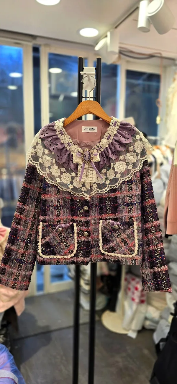 Elegant Lace Collar Women's Jacket, Vintage Fashion Style