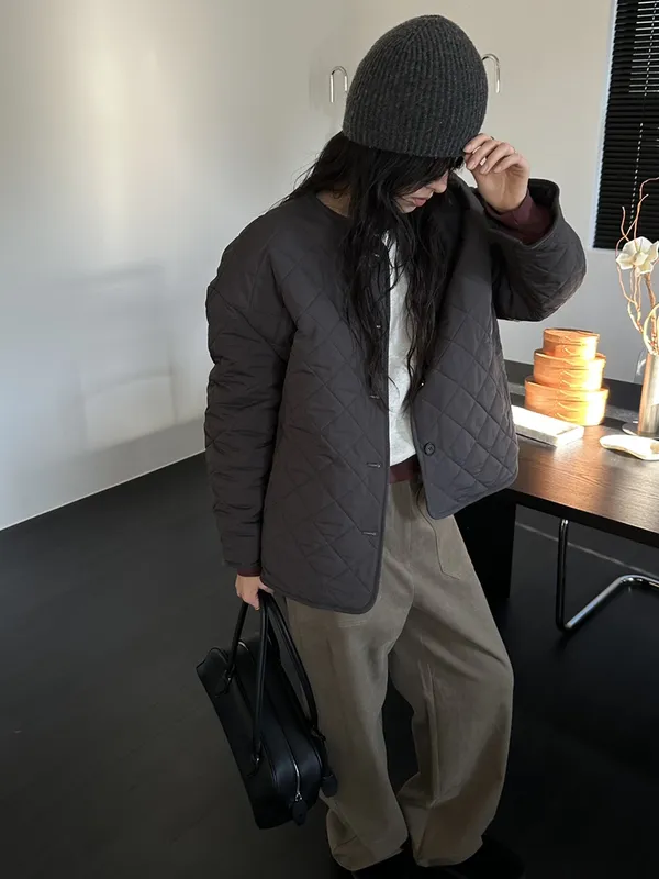 Stylish Warm Women's Jacket, Simple and Elegant