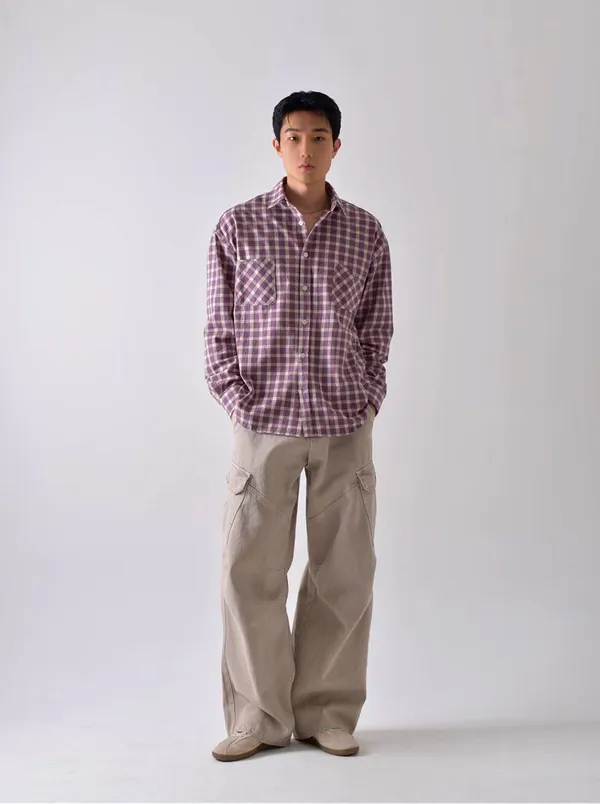 Stylish Plaid Men's Shirt for a Comfortable Casual Look