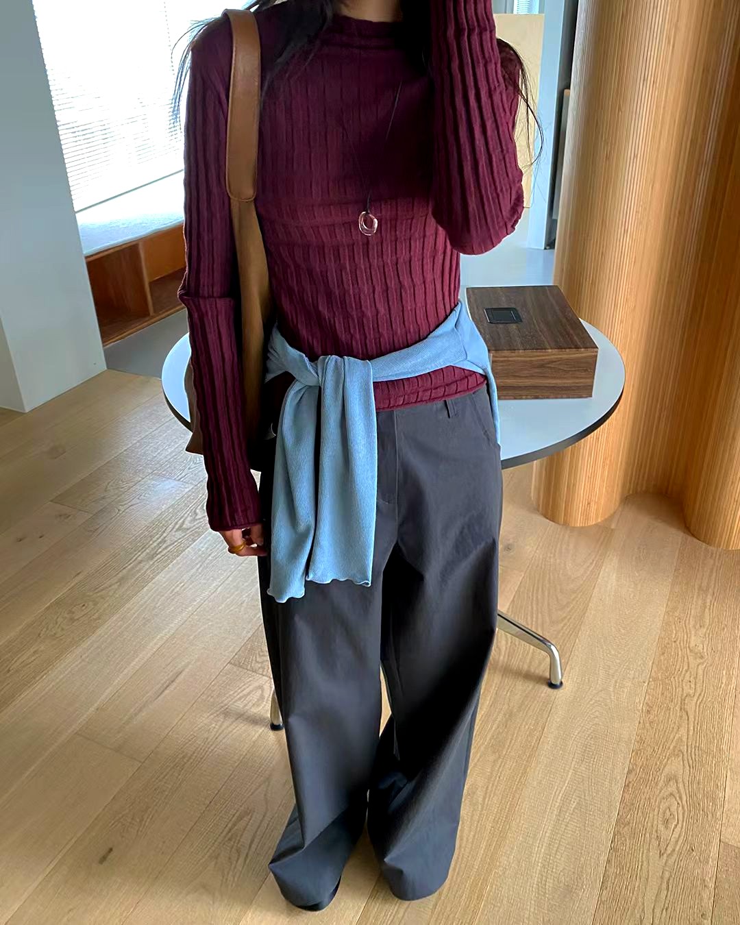 패셔너블한 루즈핏 여성 바지, 편안하고 다재다능한 신상품