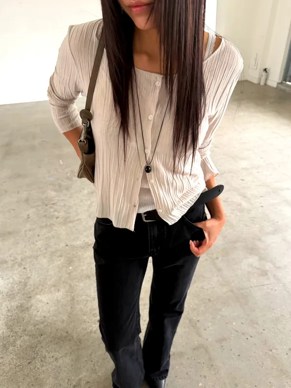 Elegant Pleated Women's Top, Lightweight and Comfortable