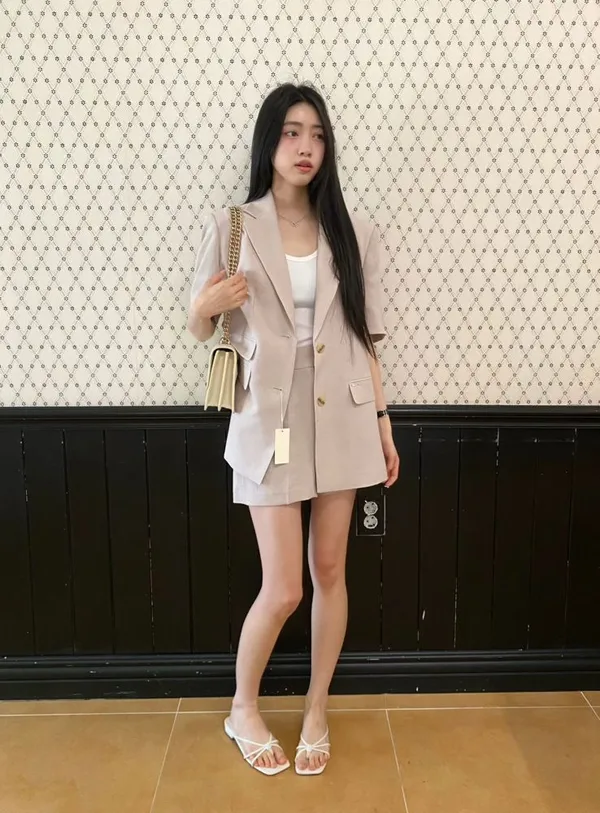 Stylish Casual Suit Set - Elegant and Perfect for Summer