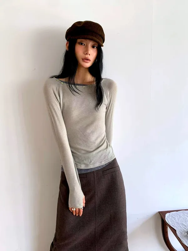 Minimalist Comfortable Women's Long Sleeve T-Shirt, Soft and Breathable, Perfect Match