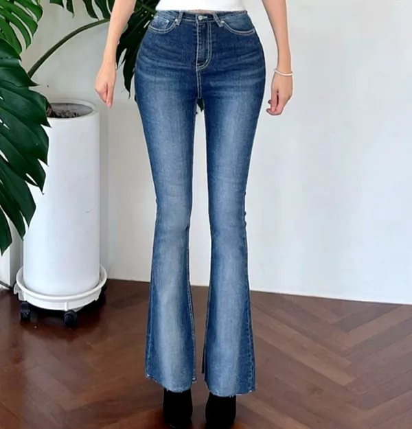 Stylish Slim-Fit Flared Pants to Showcase Your Elegant Curves 1207