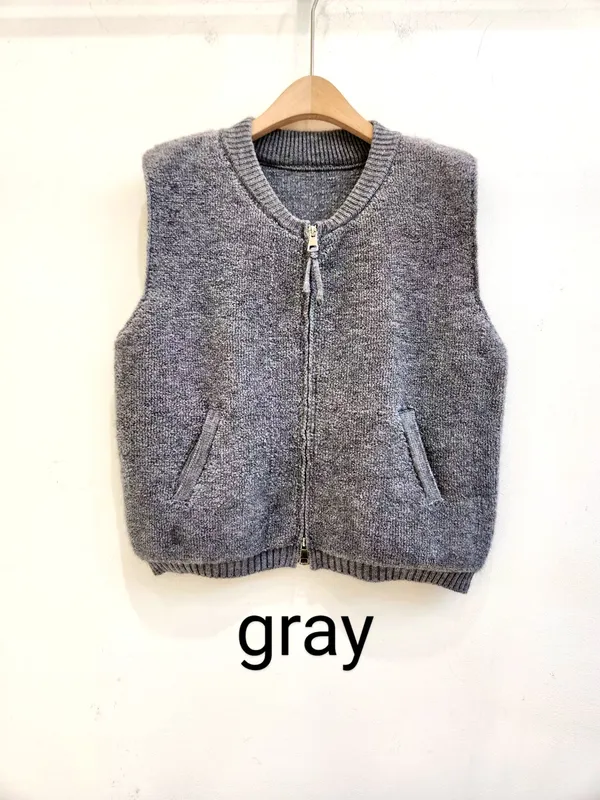 Stylish Gray Women's Vest Jacket - Warm and Versatile