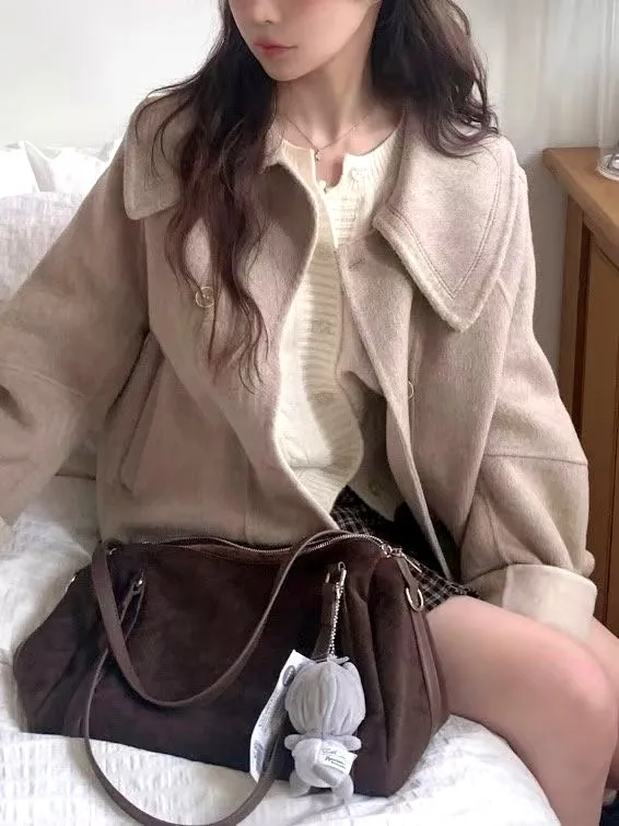 Áo khoác nữ thời trang, ấm áp và thoải mái, phong cách đa năng